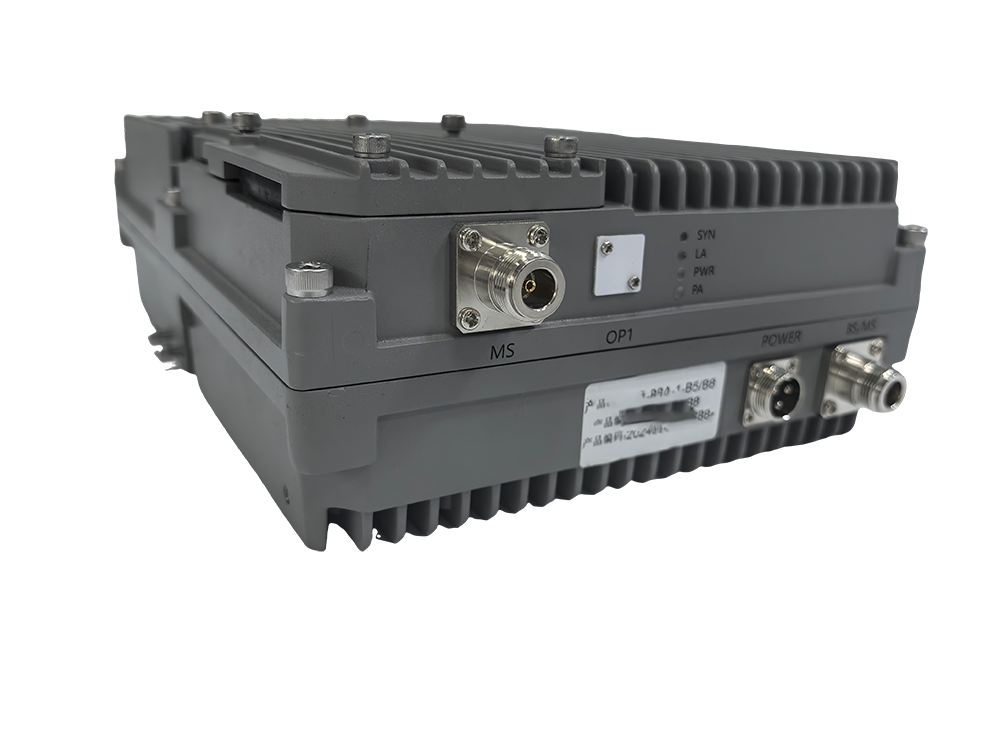  岳池三频手机信号接收器2000㎡